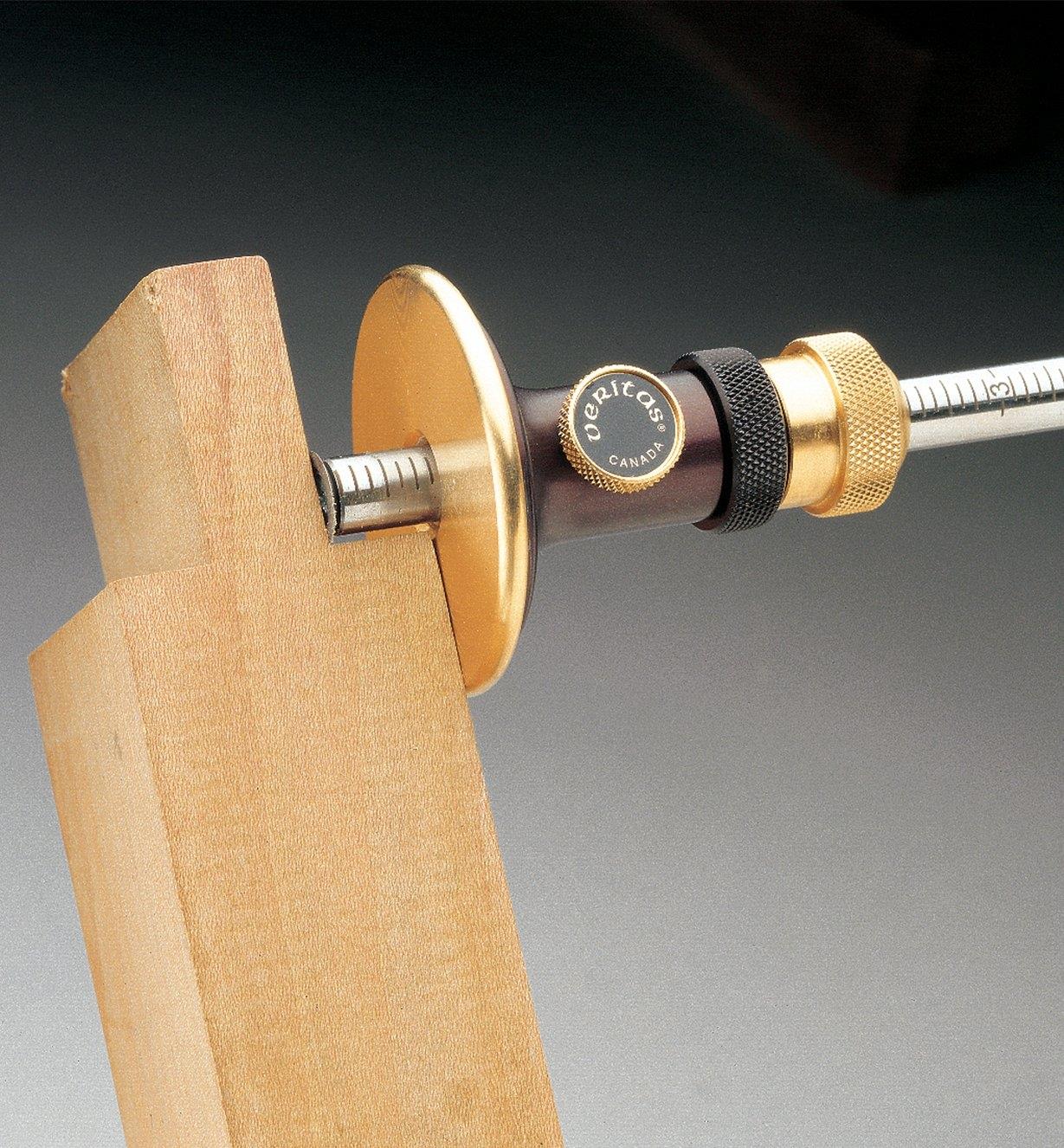 Veritas® Imperial Micro-Adjust Gauge