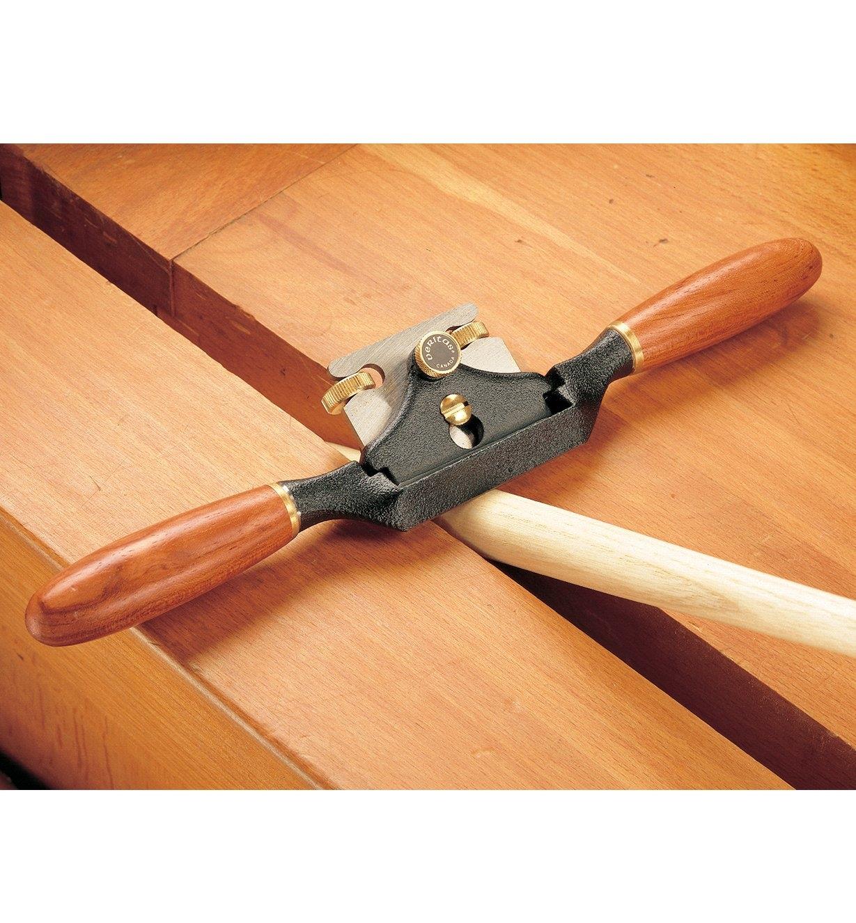 Veritas® Flat Spokeshave with PM-V11 Blade