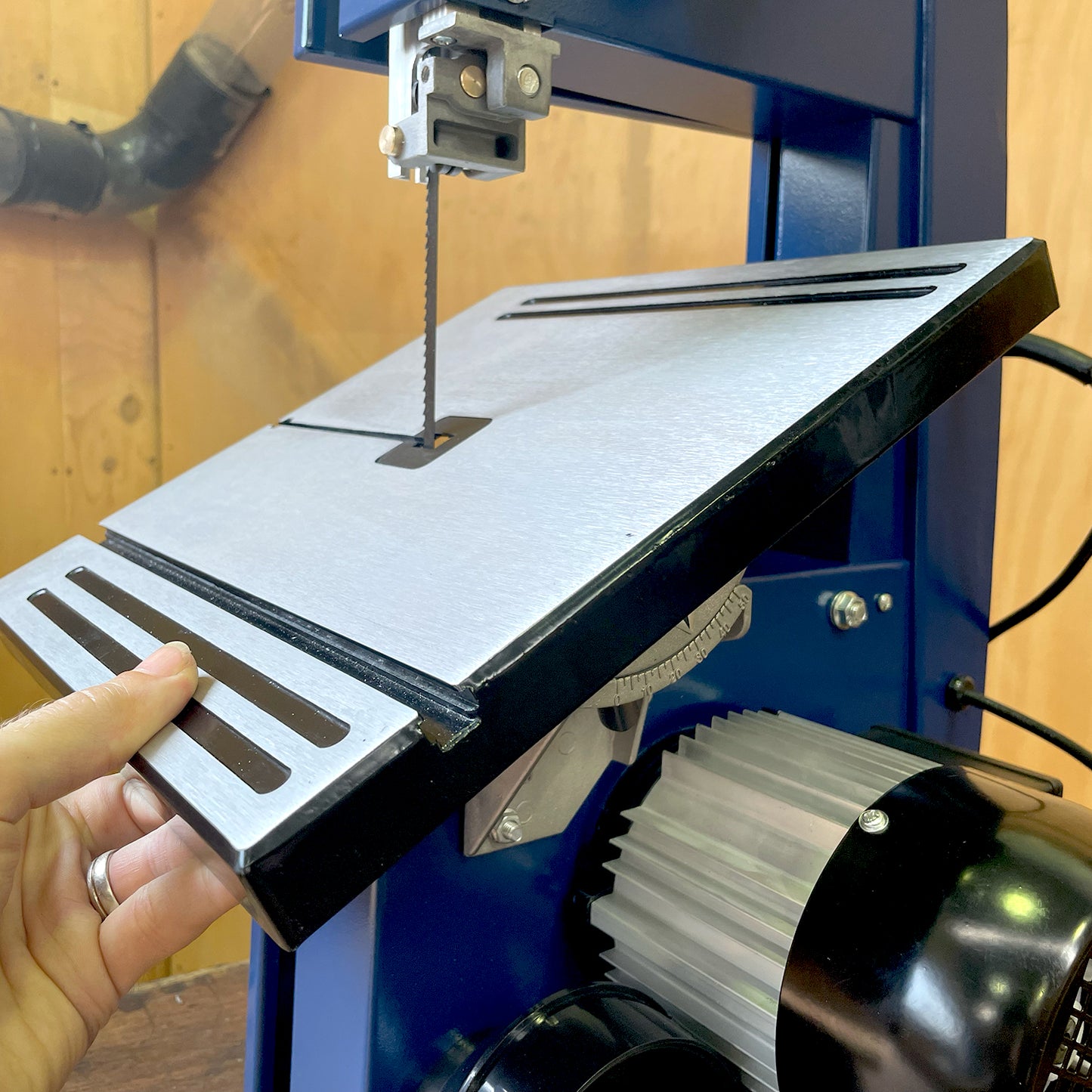Carbatec 8" Benchtop Model Bandsaw