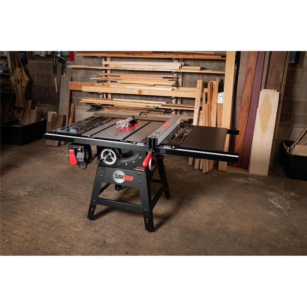 SawStop Contractor Saw with Premium 30" Fence